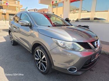 Nissan Qashqai 1.5 dCi Tekna Panorama 360