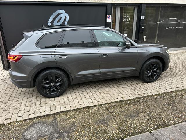 VOLKSWAGEN Touareg 3.0 TDI Black Style Keyless ACC Camera Led Pelle