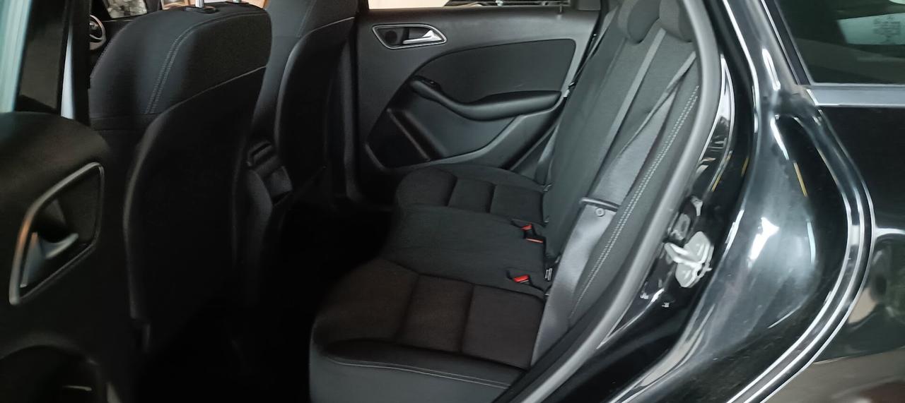 Mercedes-benz B 180 BENZINA SOLO 120MILA KM PREZZO SOTTO COSTO!!!!!