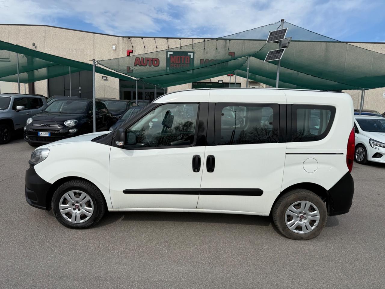Fiat Doblo 1.3 95 cv 5 POSTI