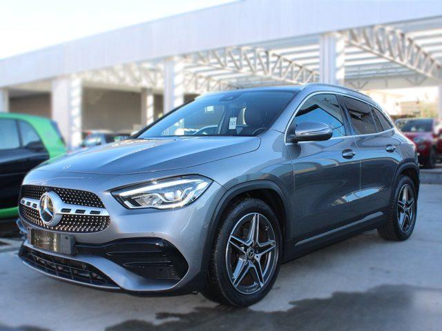 MERCEDES-BENZ GLA 200 d Automatic Premium
