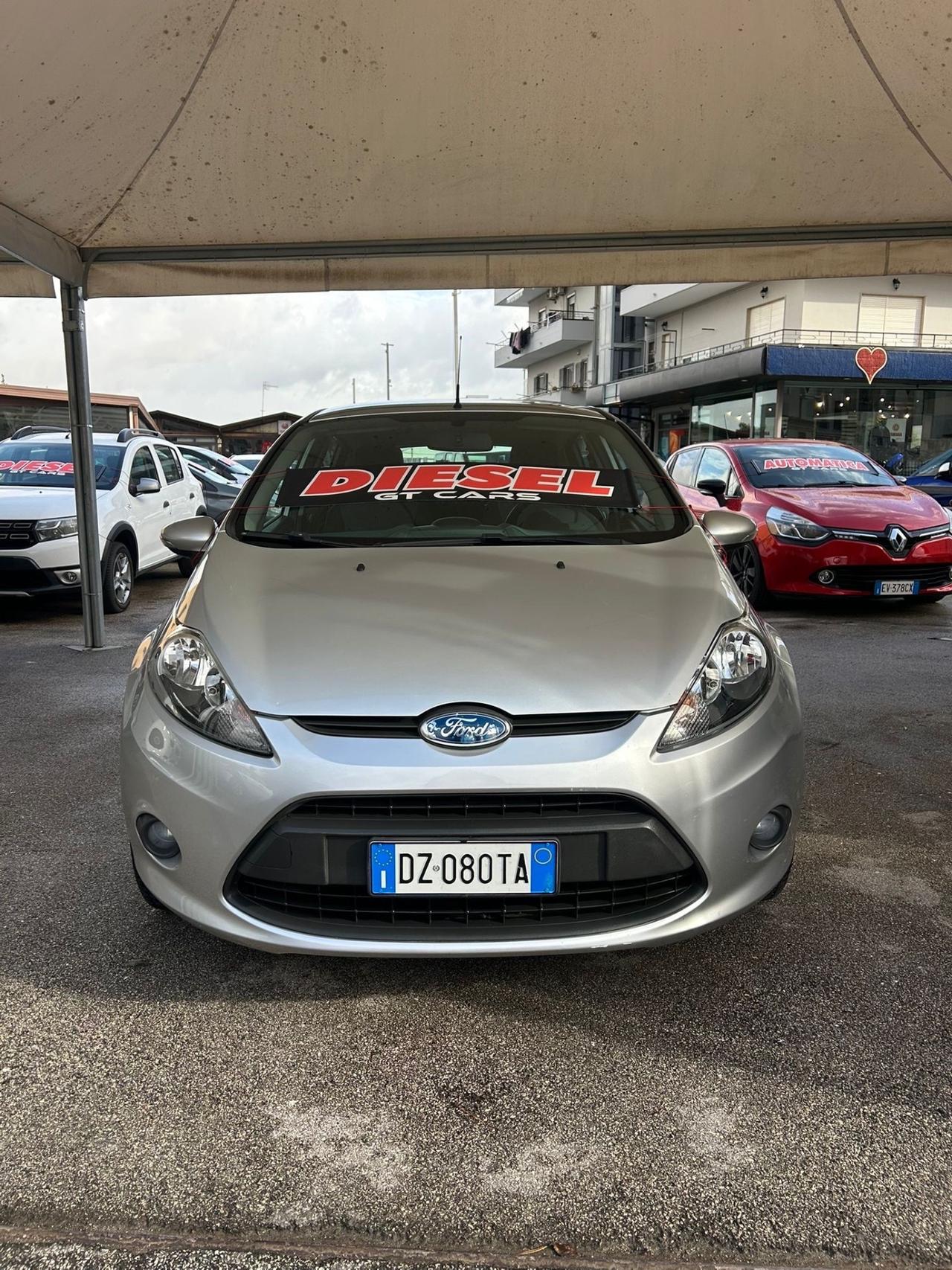 Ford Fiesta 1.4 TDCi 68CV 5 porte Titanium