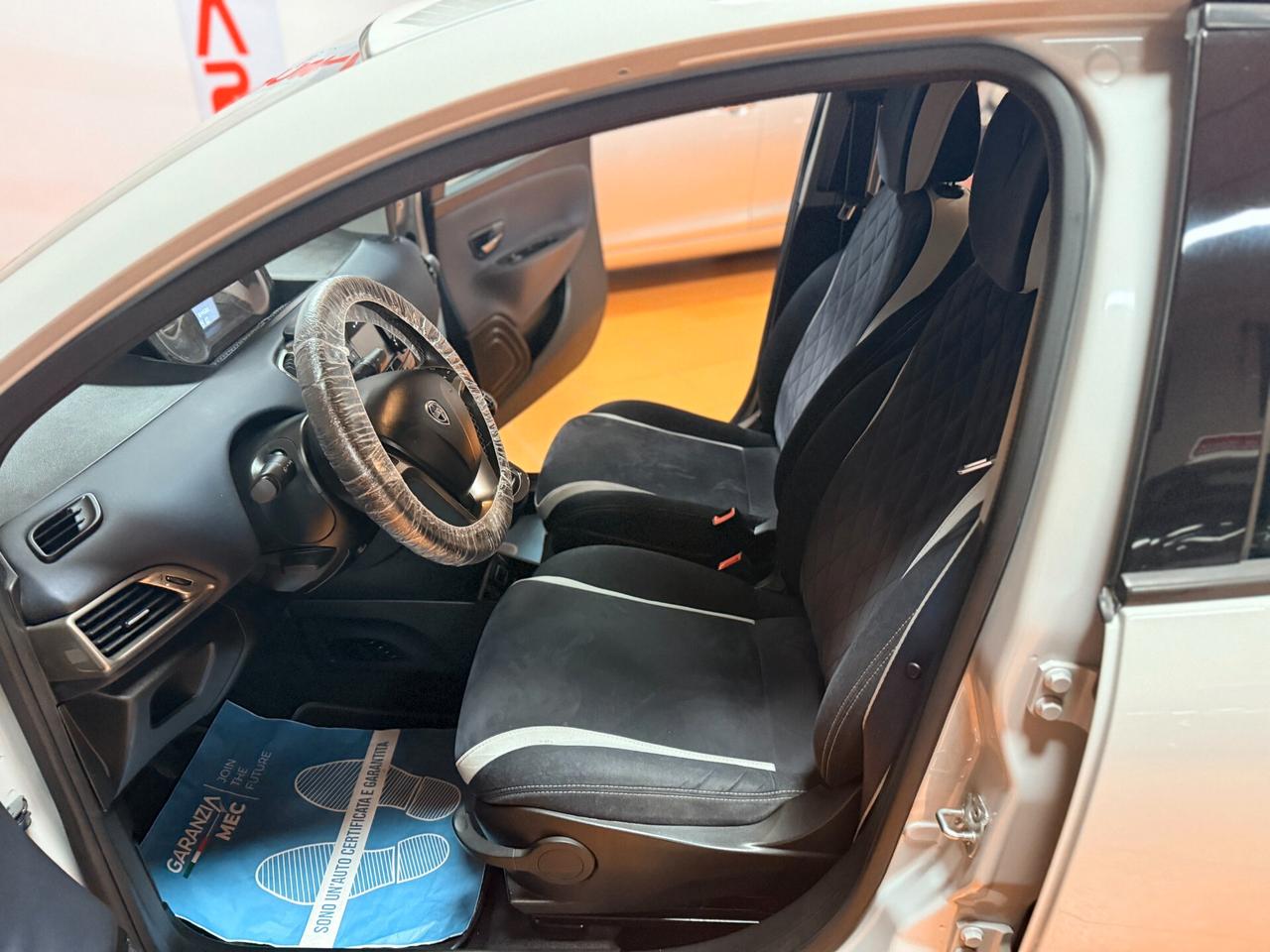 Lancia Ypsilon 1.3 MJT 16V 95 CV 5 porte S&S Mya