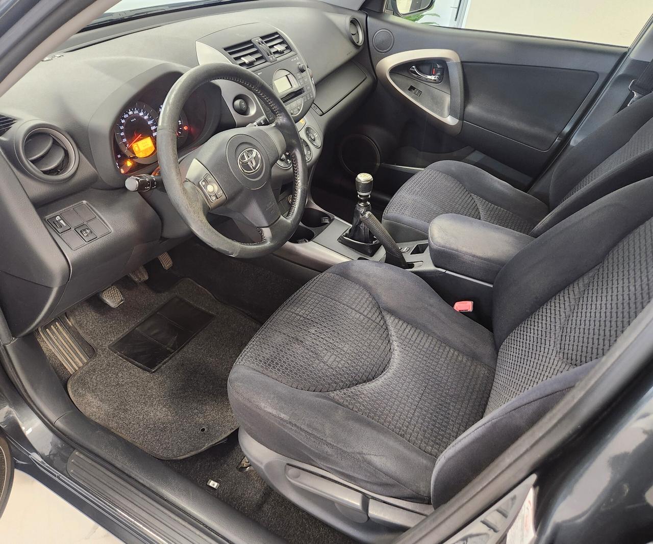 Toyota RAV 4 RAV4 Crossover 2.2 D-4D 136 CV Sol