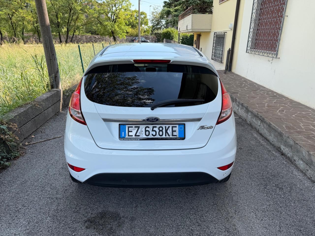 Ford Fiesta 1.5 TDCi 75CV 5 porte Titanium