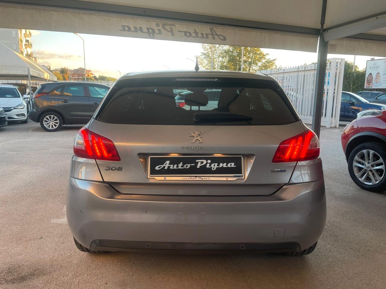 Peugeot 308 BlueHDi 120 S&S Allure