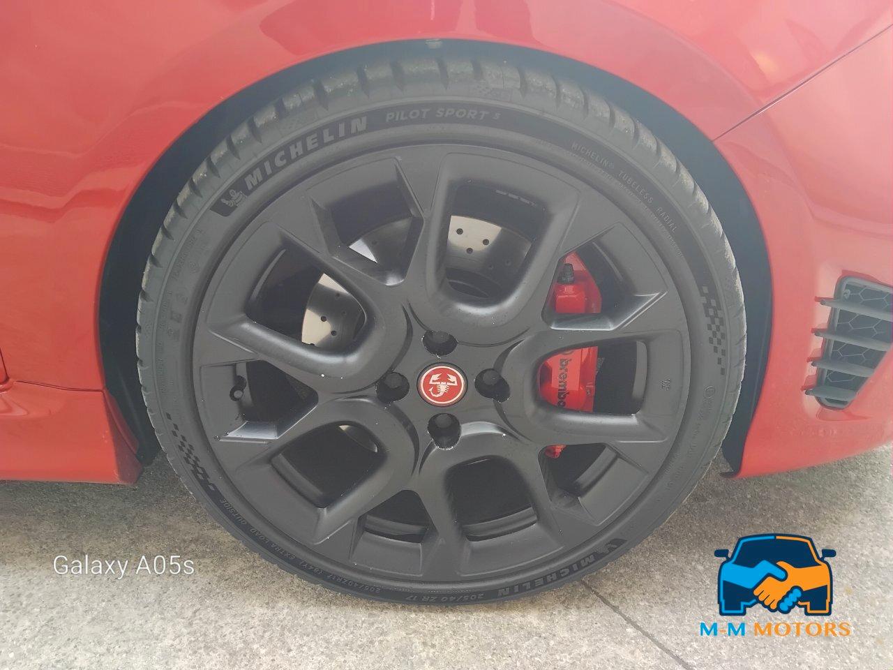 Abarth 595 1.4 16v t. t-jet Competizione 180cv