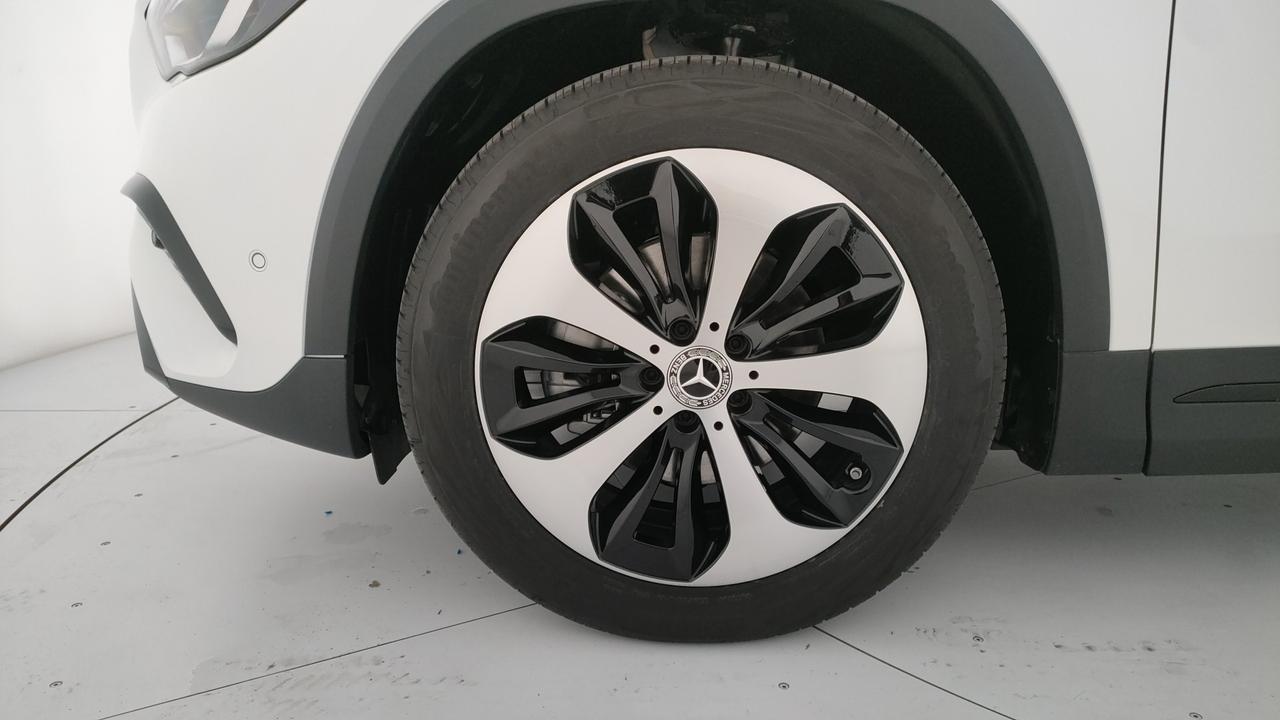 Mercedes-Benz GLA 200 d Automatic 4MATIC