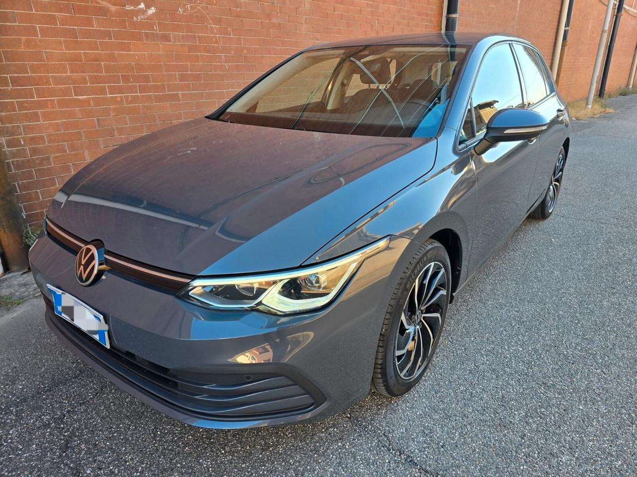 Volkswagen Golf 1.0 eTSI EVO DSG Life