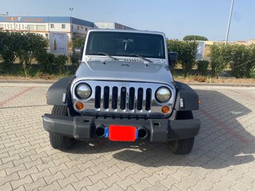 Jeep Wrangler Unlimited 2.8 CRD DPF Sahara