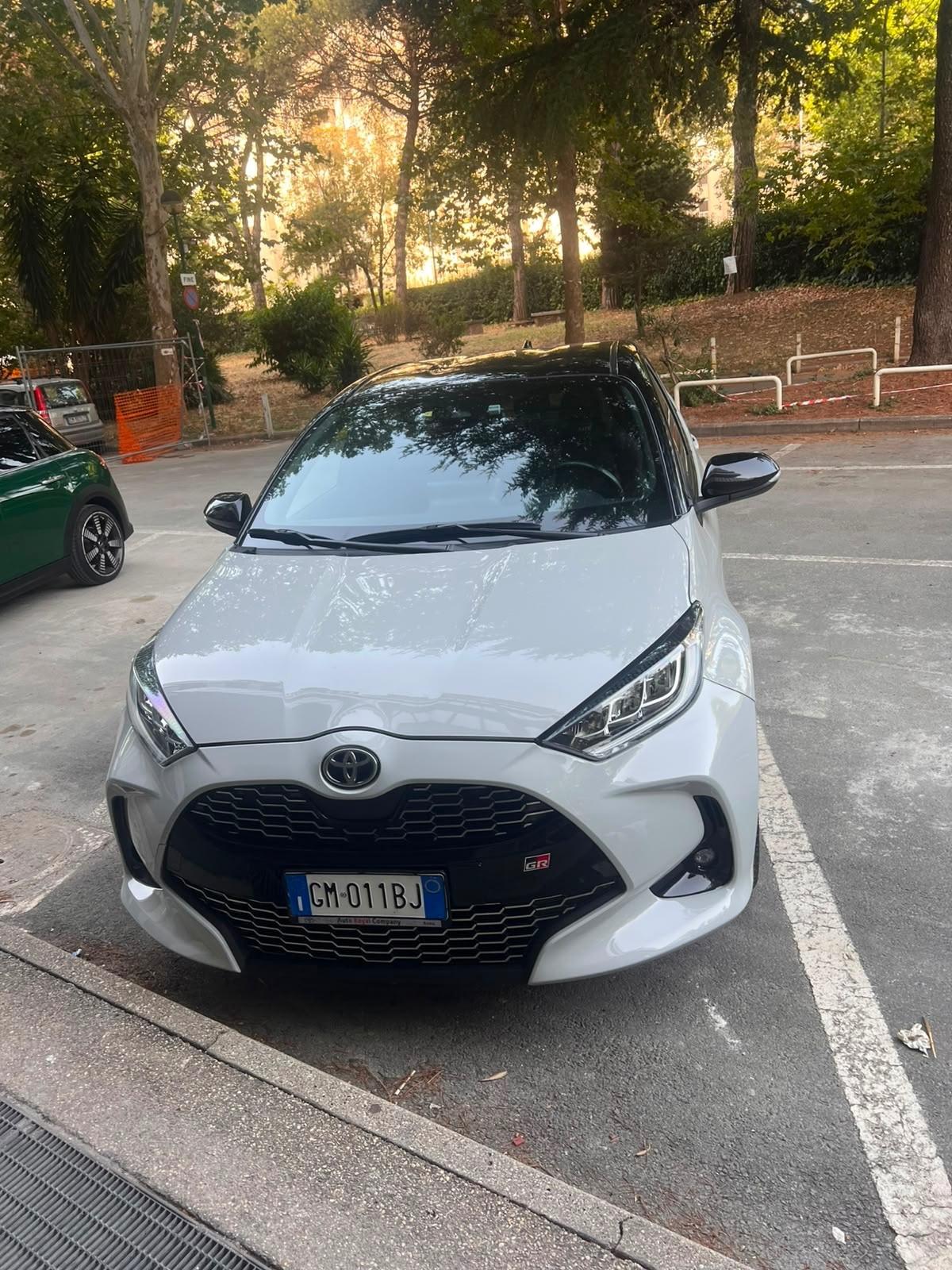 Toyota Yaris 1.5 Hybrid 5 porte GR Sport