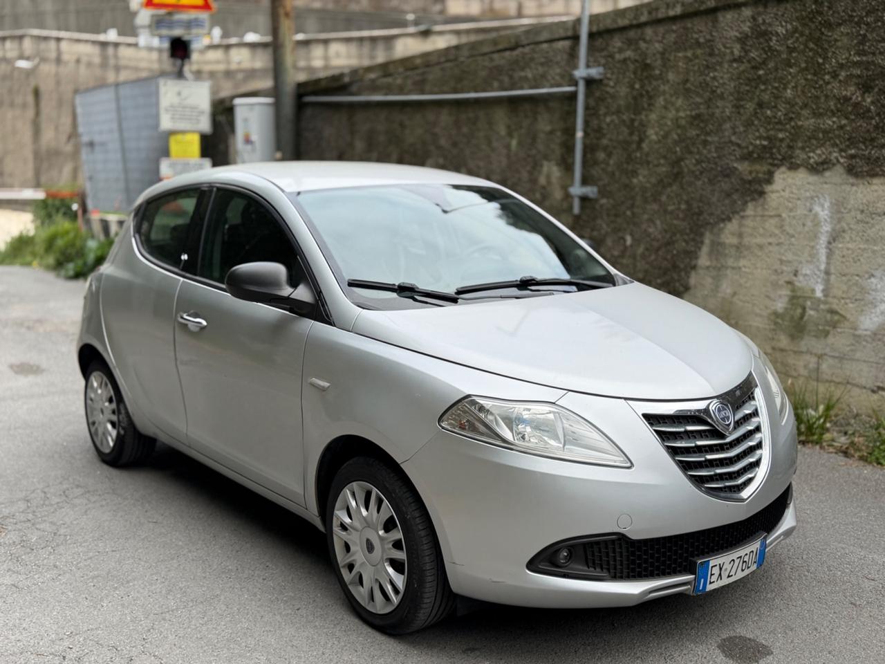 Lancia Ypsilon 1.2 69 CV 5 porte GPL - 2014 euro6