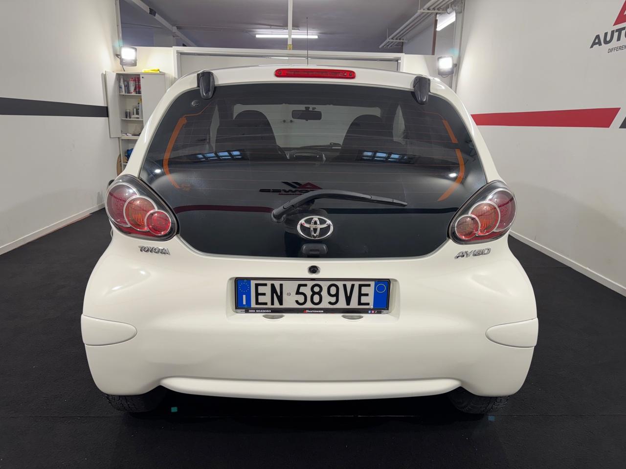 Toyota Aygo 1.0 12V *AUTOMATICA*