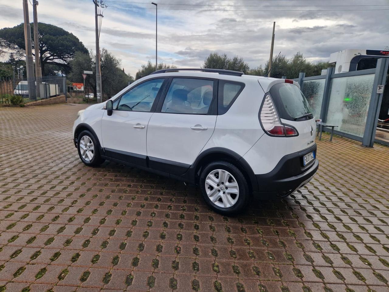 Renault Scenic Scénic XMod 1.5 dCi 110CV Start&Stop Energy