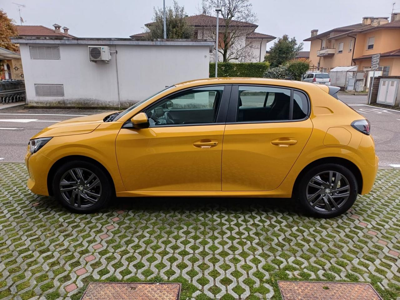 Peugeot 208 PureTech 75 Stop&Start 5 porte Active Pack