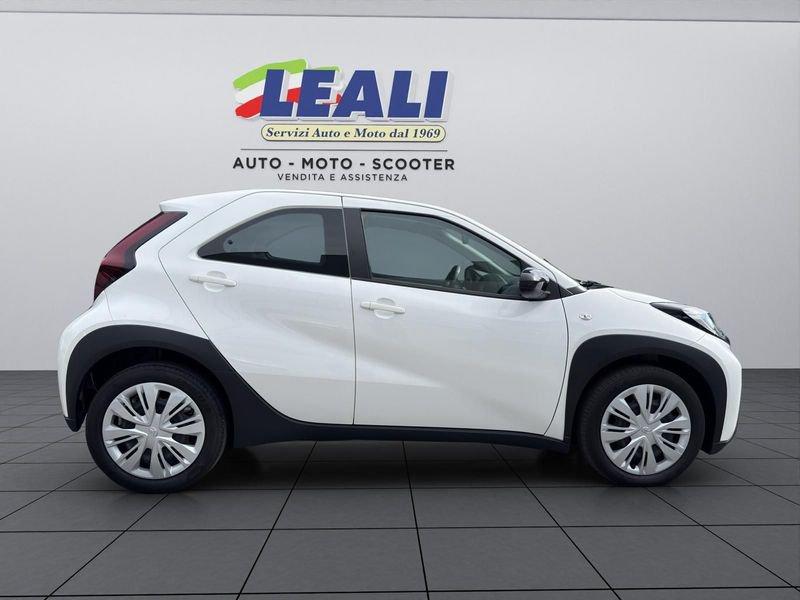 Toyota Aygo X AYGO X 5p 1.0 VVT-i 72cv Active
