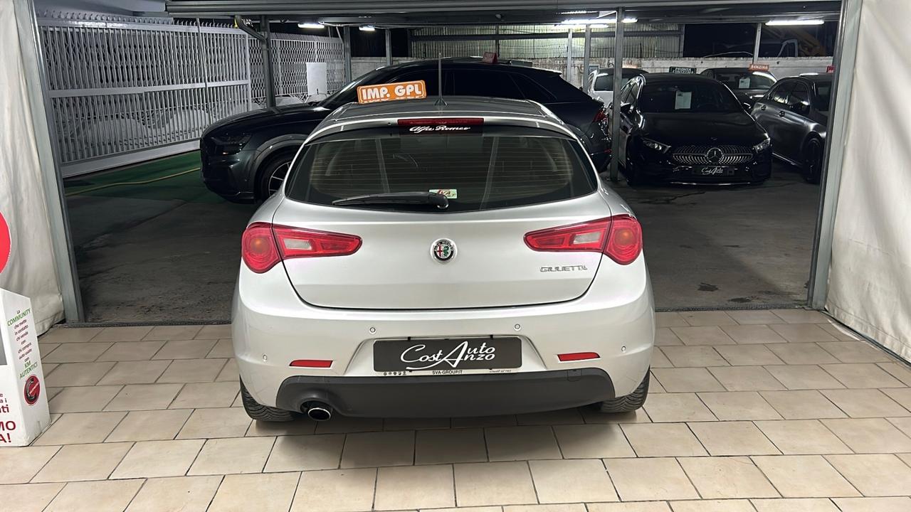 Alfa Romeo Giulietta 1.4 Turbo GPL 120 cv Super 2016