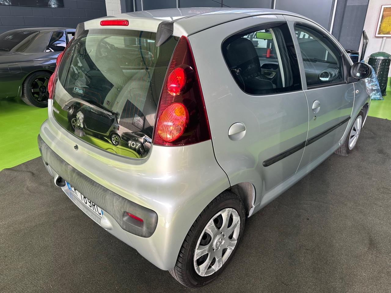Peugeot 107 1.0 68CV 5p. Active