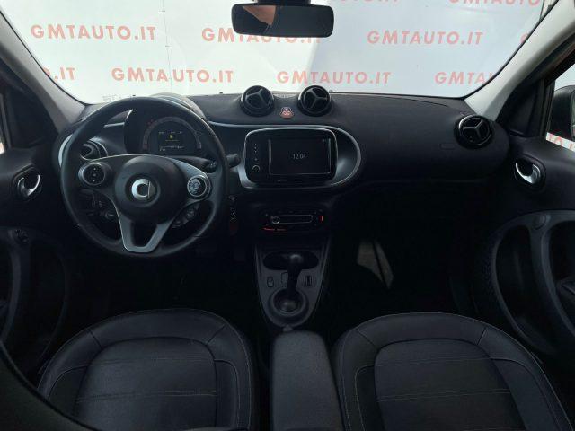 SMART ForFour 0.9 90CV AUTOMATICA PRIME NAVIGATORE LED