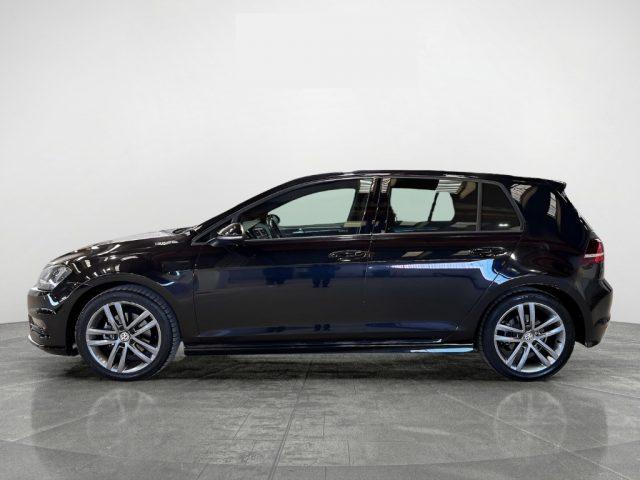 VOLKSWAGEN Golf 2.0 TDI 5p SportEdition BlueM Tech R-Line Cruise