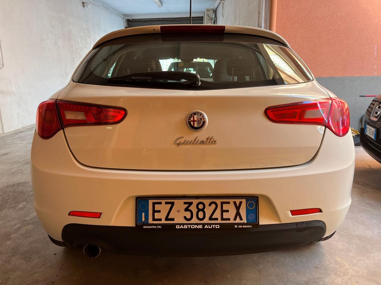 Alfa Romeo Giulietta 1.6 JTDm-2 105 CV Distinctive