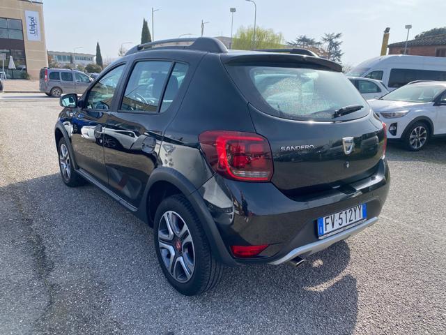 DACIA Sandero Stepway 1.5 Blue dCi 95 CV Techroad