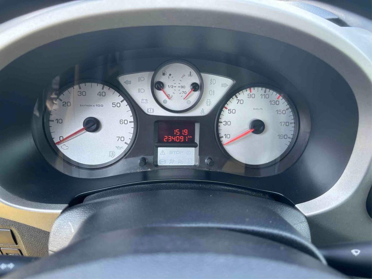 Peugeot Partner Tepee 1.6 110CV GPL