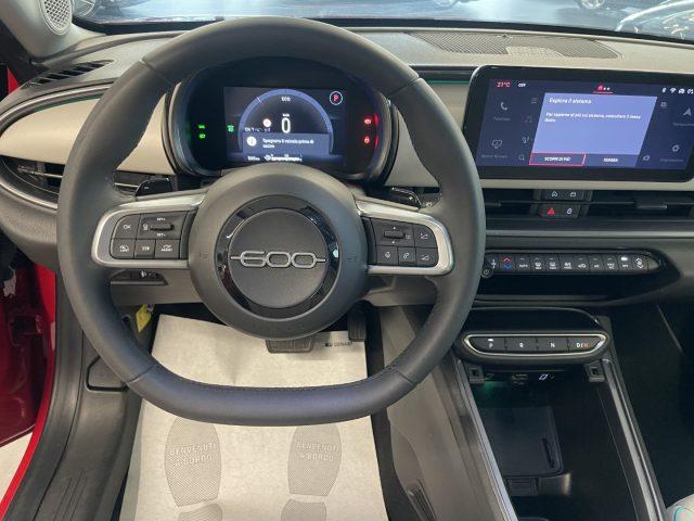 FIAT 600 1.2 Hybrid 110 CV DCT MHEV La Prima