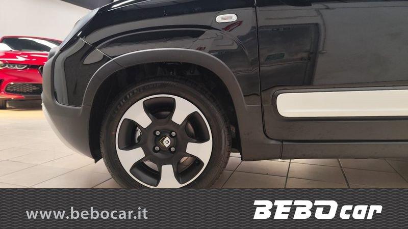 FIAT Panda 1.0 FireFly S&S Hybrid Pandina Cross