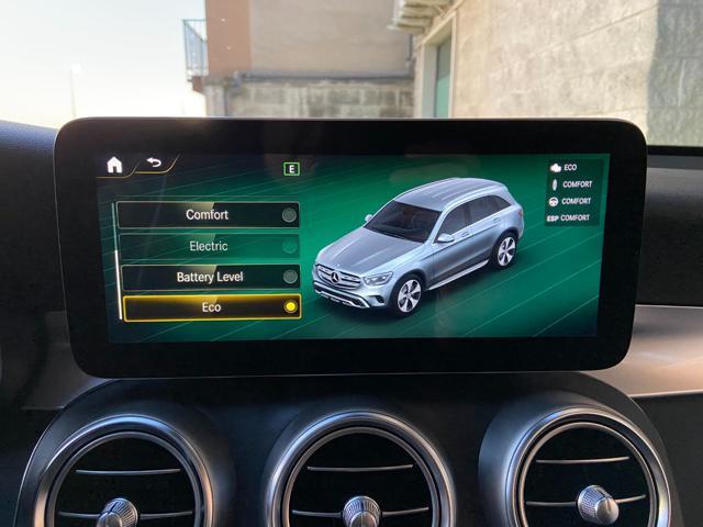 MERCEDES-BENZ GLC 300 de 4Matic Plug-in hybrid Premium Plus Pack Night.