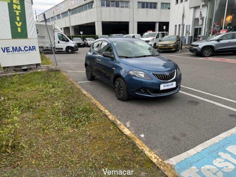 Lancia Ypsilon LANCIA Y 1.0 FireFly nella versione completa Gold con solo km 24900 !!ok neopatentato