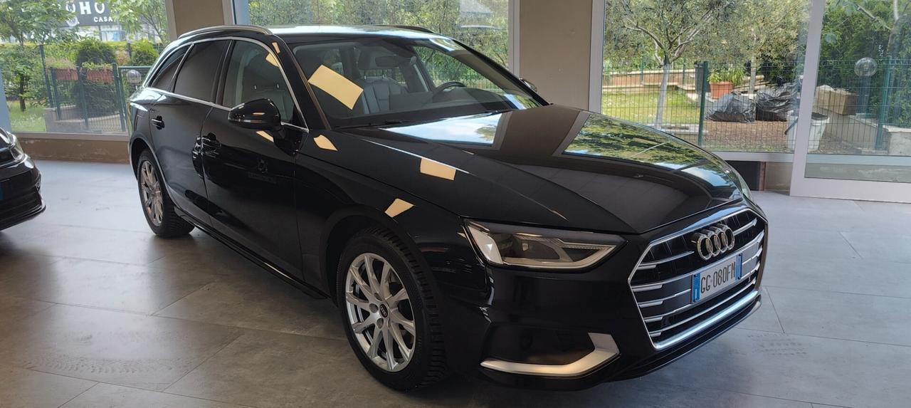 Audi A4 Avant 40 g-tron S tronic Business