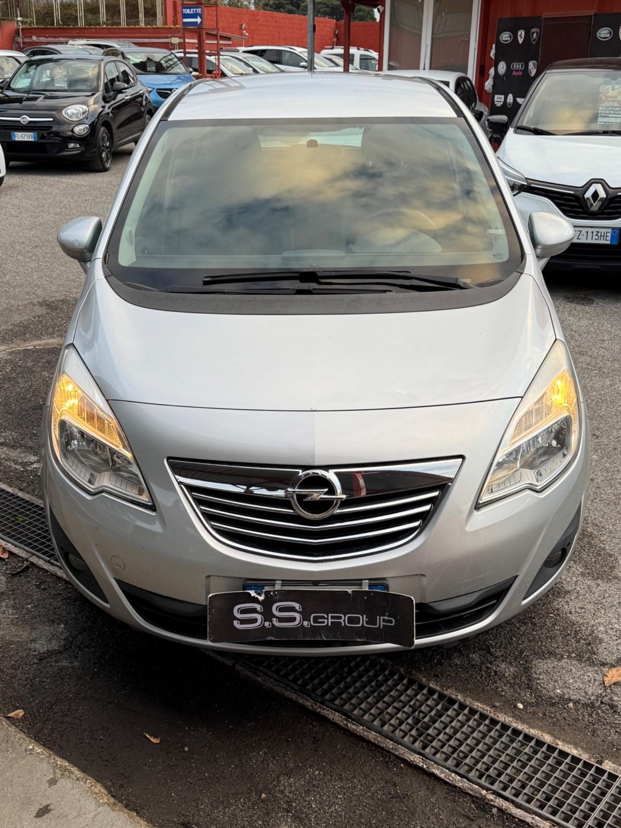 Meriva 1.3 95 cv : Cosmo/unipro/rate/garanzia