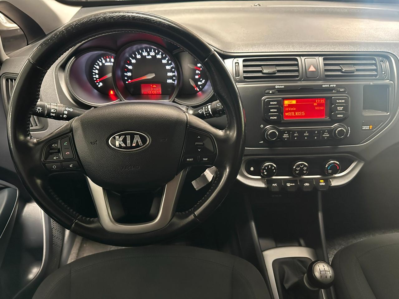 Kia Rio 1.2 CVVT 5p. Cool