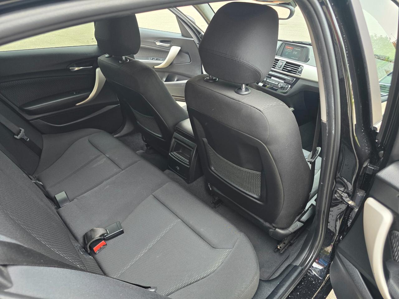 Bmw 116 116i 5p. Sport