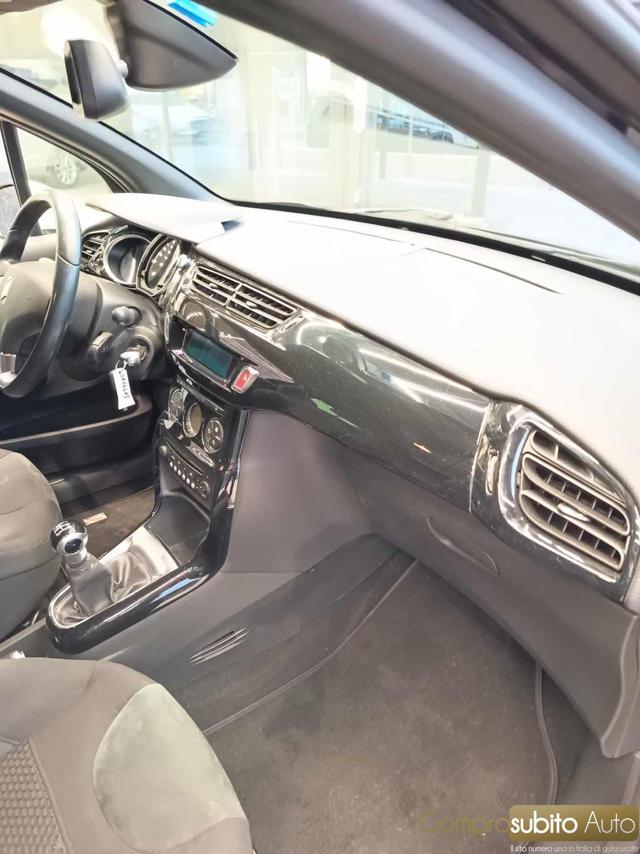 DS AUTOMOBILES DS 3 1.2 VTi 82 So Chic