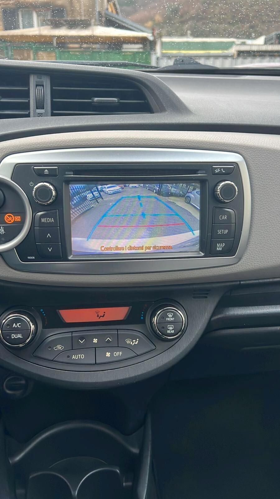 Toyota Yaris 1.4 D-4D 5 porte Lounge