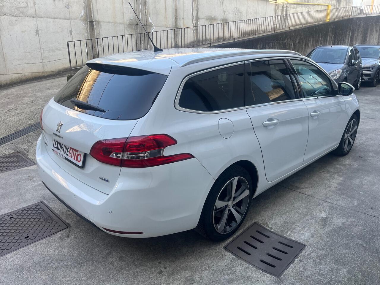 Peugeot 308 BlueHDi 120 S&S SW GT Line
