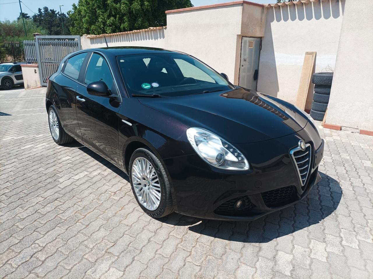 Alfa Romeo Giulietta 1.6 JTDm-2 105 CV Distinctive