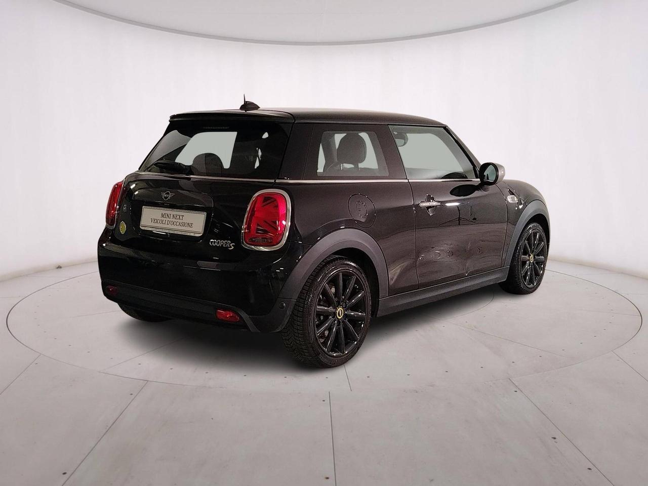 MINI Mini Cooper SE M