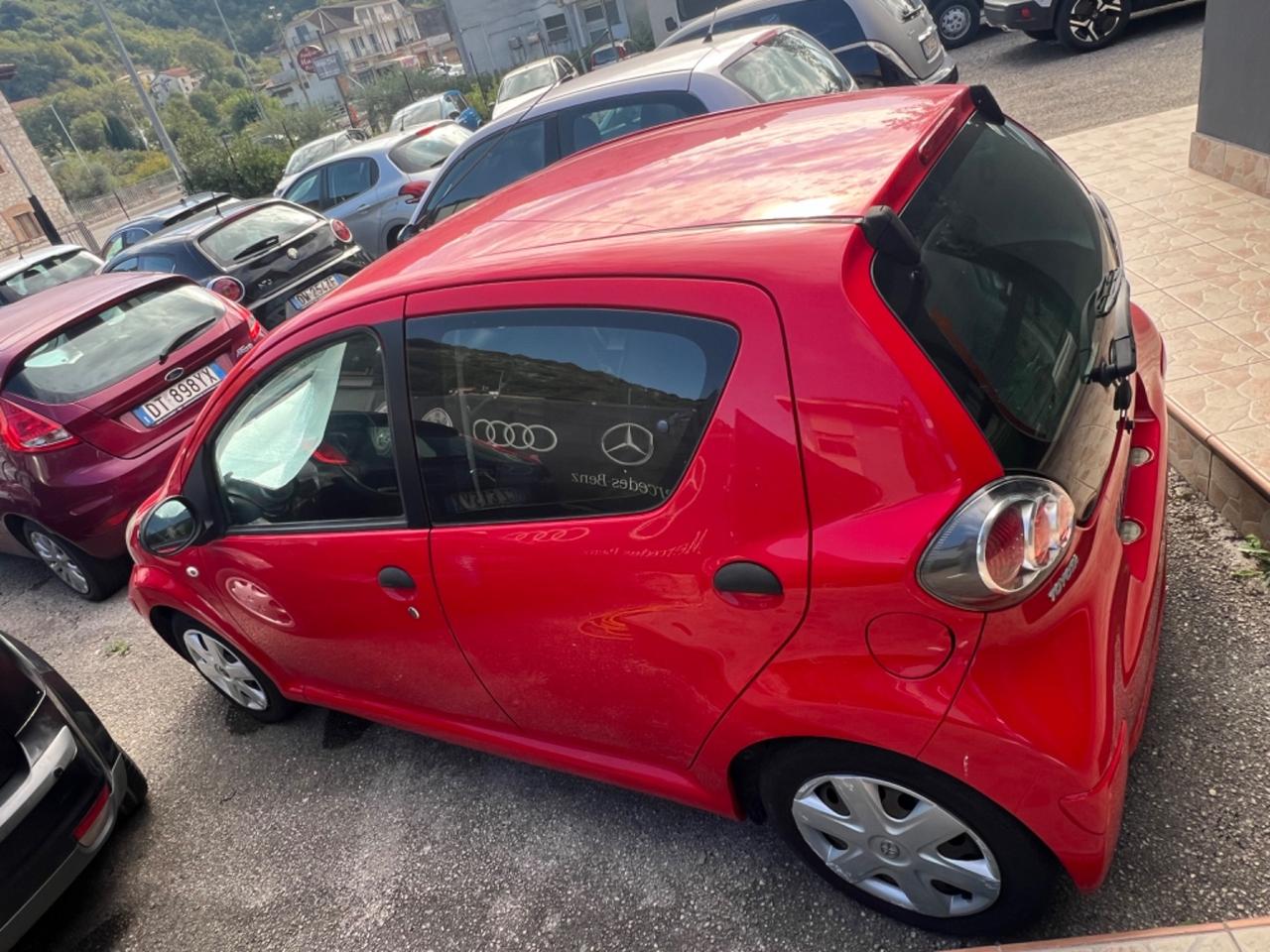 Toyota Aygo 1.0 12V VVT-i 5 porte Now