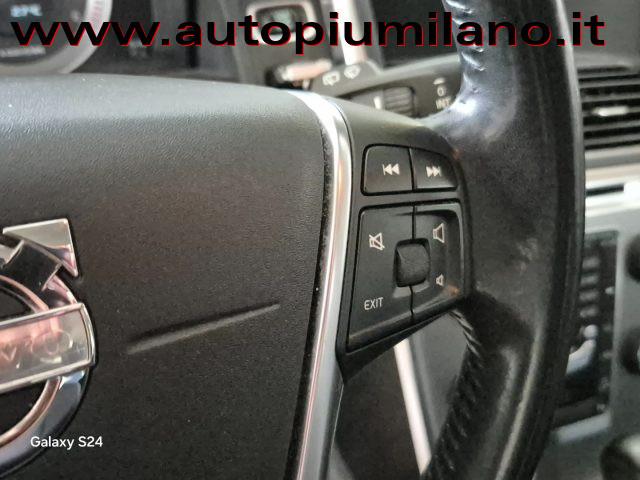 VOLVO XC60 D4 AWD Geartronic Kinetic