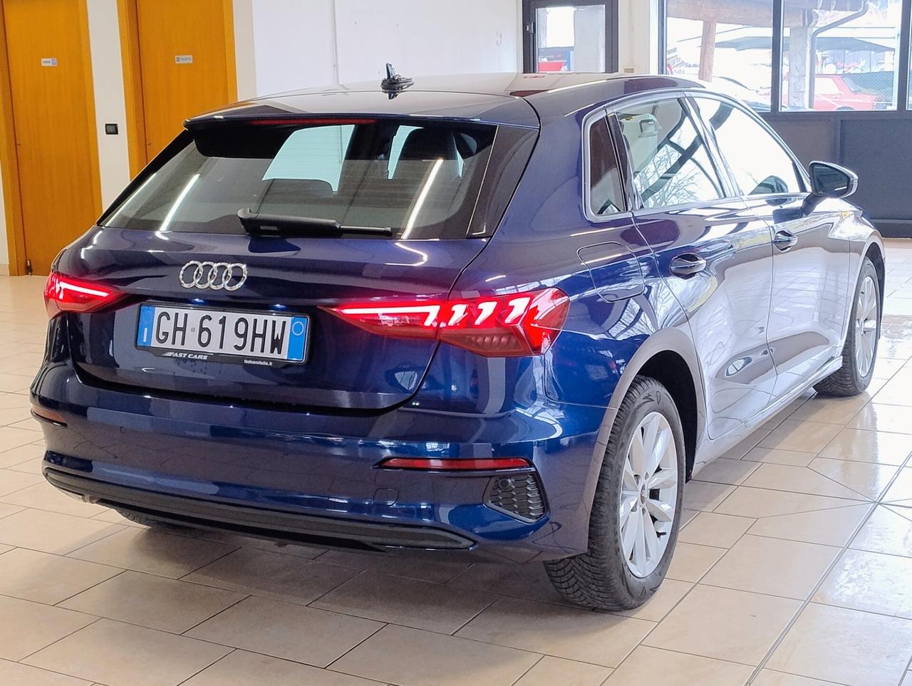 AUDI A3 30 2.0 TDI S-TRONIC S-LINE PACK LUCI LED