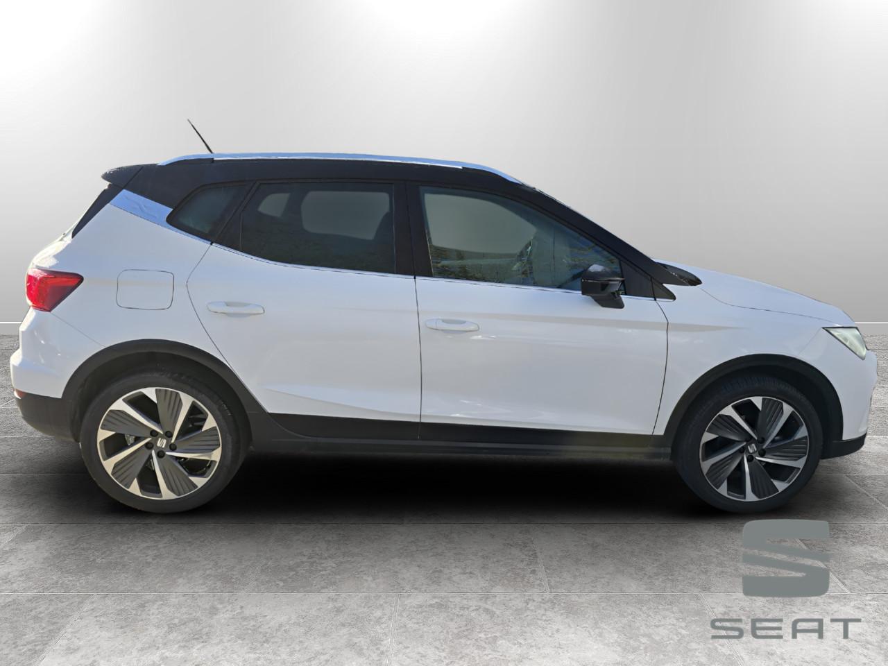 SEAT Arona 1.0 ecotsi FR 110cv dsg