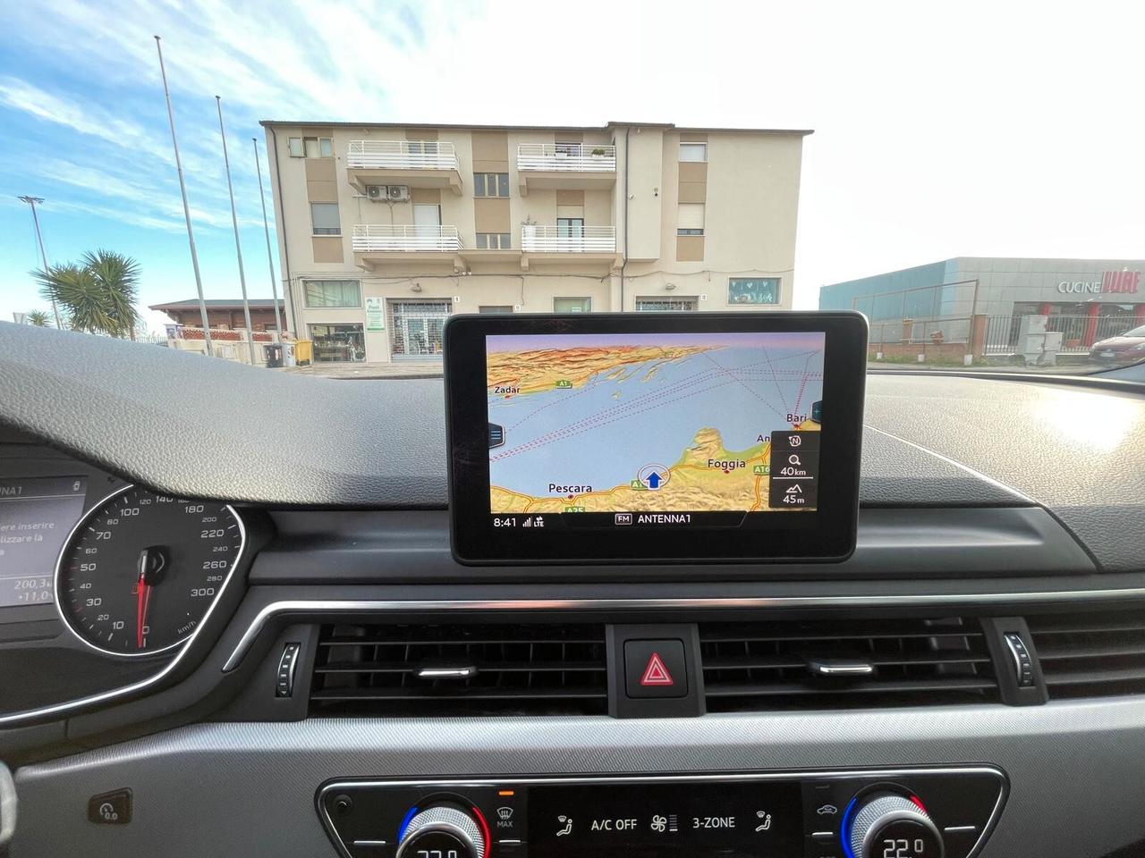 Audi A4 Avant 2.0 TDI 150 CV S tronic Design