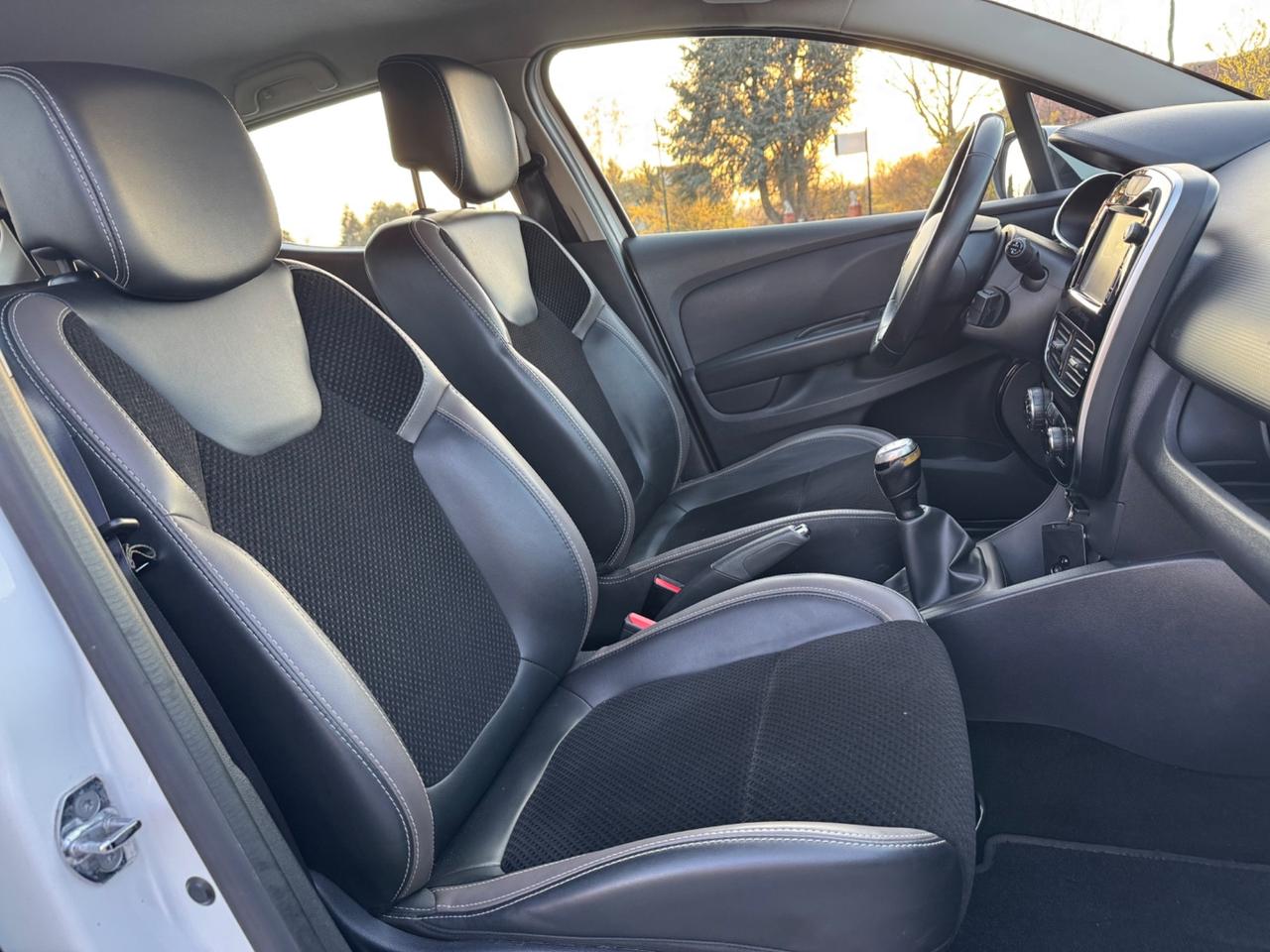 Renault Clio dCi 8V 90 CV Start&Stop 5 porte Energy Duel2