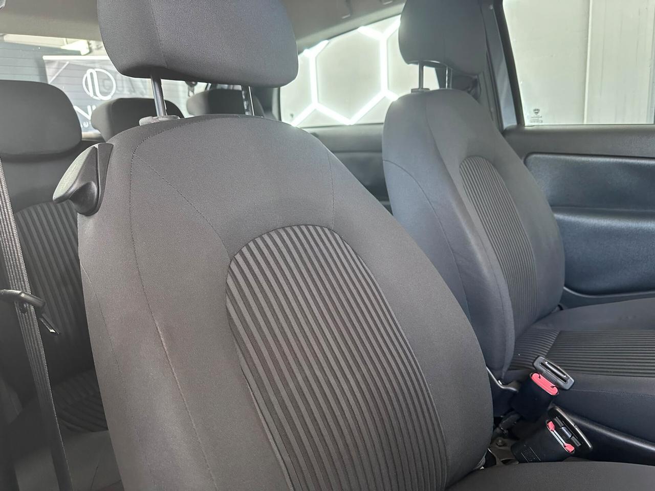 Lancia Ypsilon 1.2 69 CV Platino