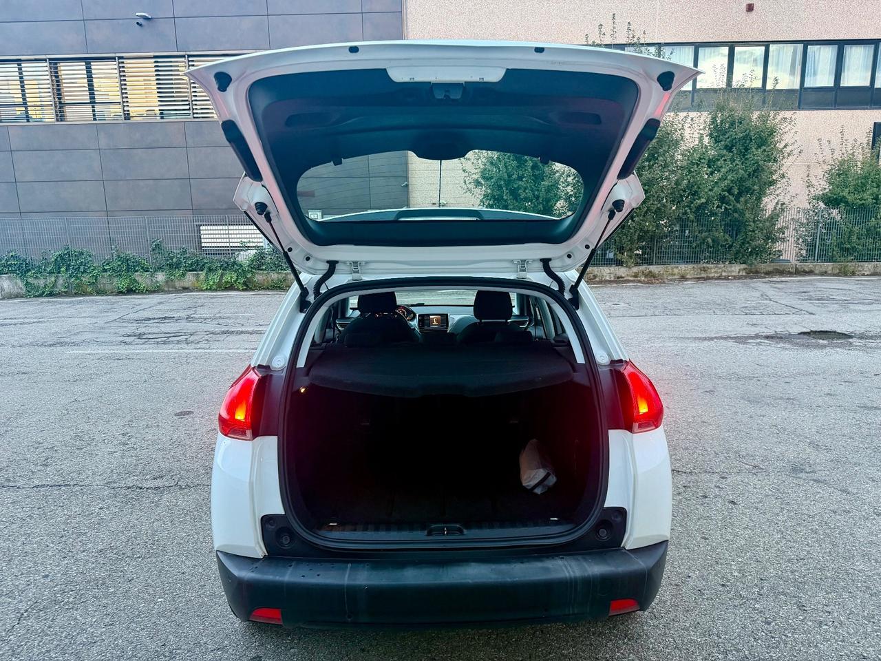 Peugeot 2008 1.6 e-HDi 2014 120.000km per neopatentati