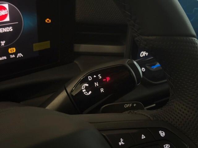 Volkswagen T-Roc 1.5 eTSI ACT 150 CV DSG R-Line