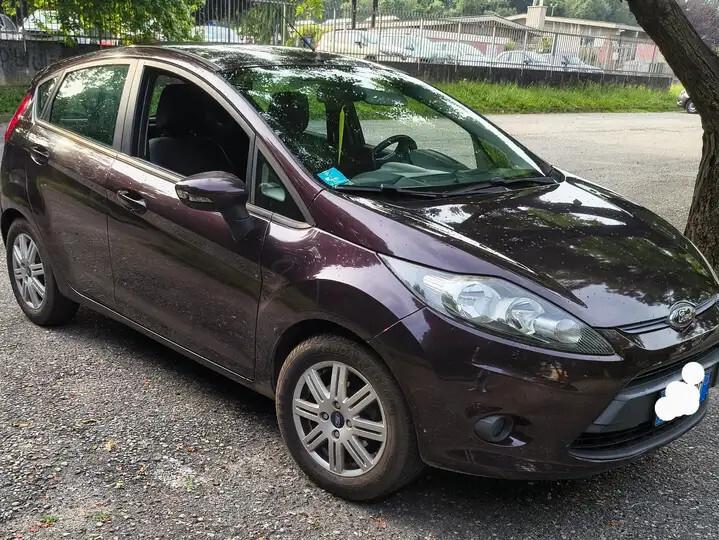 Ford Fiesta 1.4 5 porte Bz.- GPL Titanium